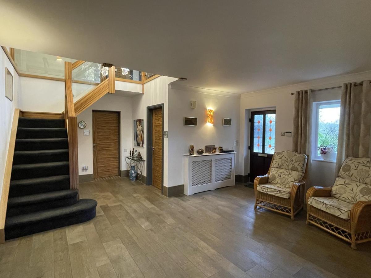 The Waters Edge Guest House Стратфорд на Ейвън Екстериор снимка